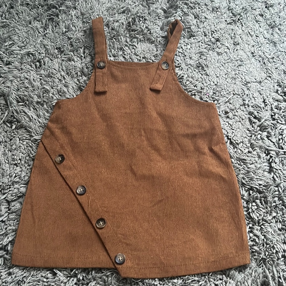 Brown dress